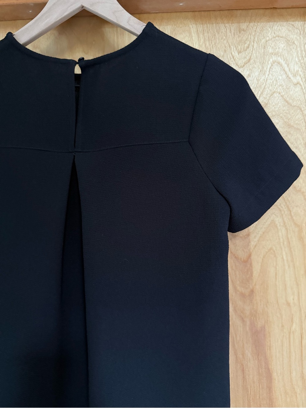 XS Madewell Structured Short Sleeve Top in True Black